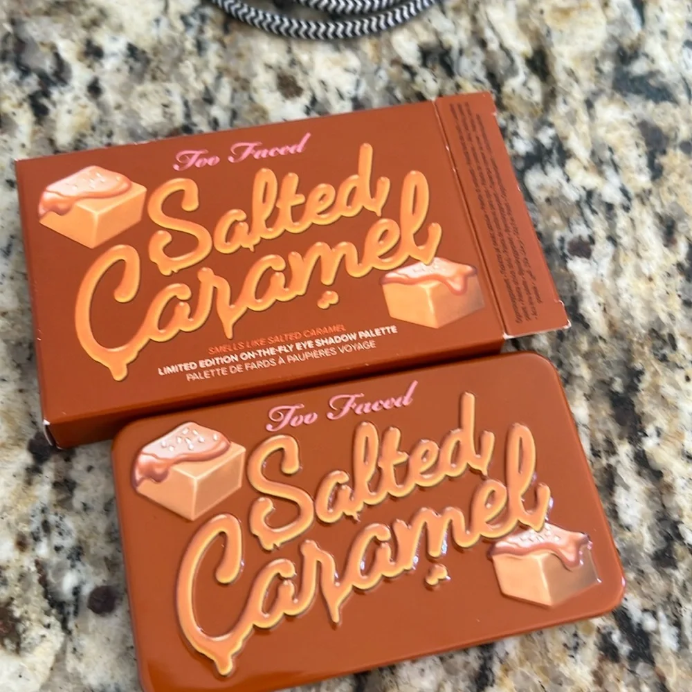 🍭🌙Too Faced Salted Caramel Palette